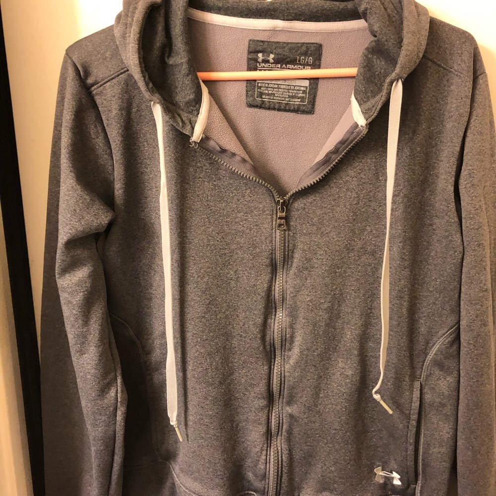 Women’s under armor sweatshirt